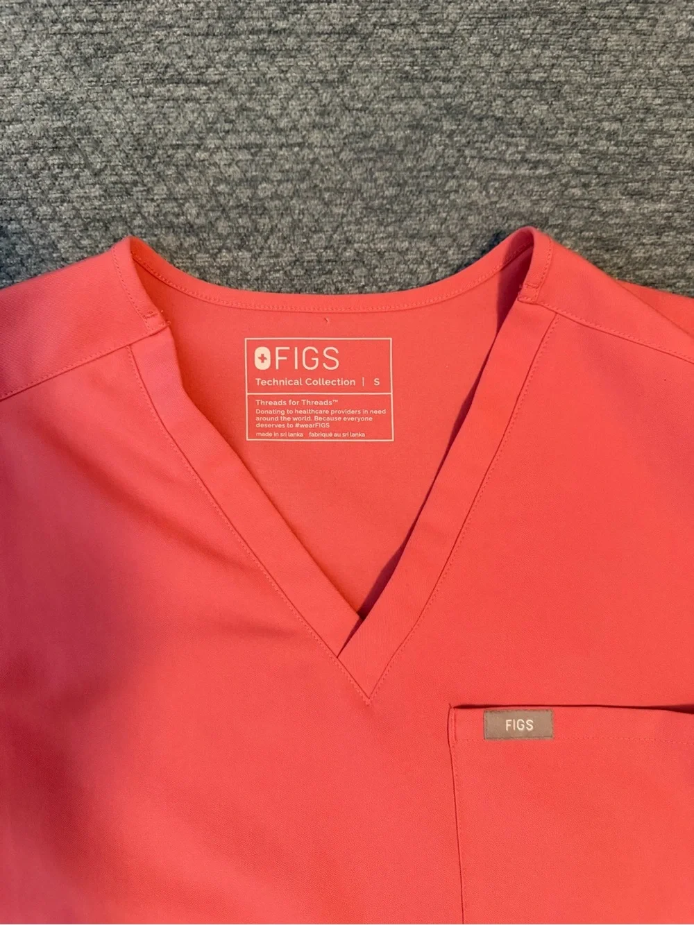 FIGS Coral Scrub Set in Coral Pink - V-Neck Top & Utility Pants - Picture 3 of 10